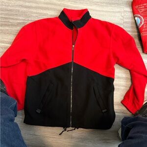 VINTAGE Marlboro Jacket Mens Adult Small Red Fleece Casual Outdoors